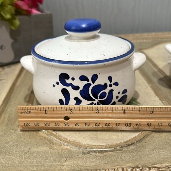 Vintage Set of Two Floral Motif Speckled Stoneware Soup Bowls with Lids Japan - Picture 15 of 16